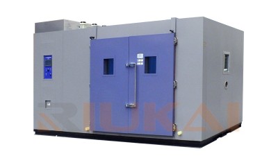 間隔式、Chamber隔離式和移動(dòng)式高溫老化房的對(duì)比